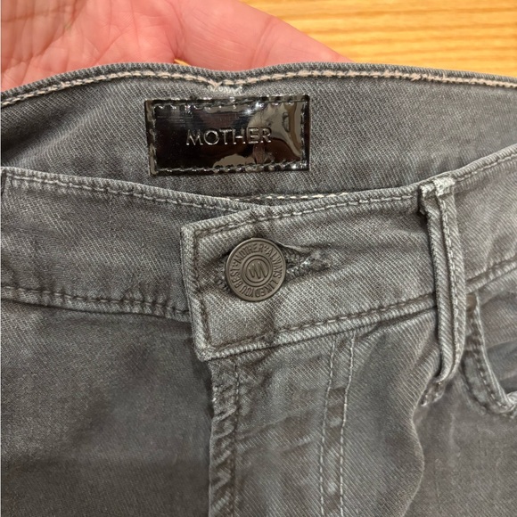 MOTHER JEANS | High Waisted Rascal Ankle Fray - Size 28 - Picture 9 of 12